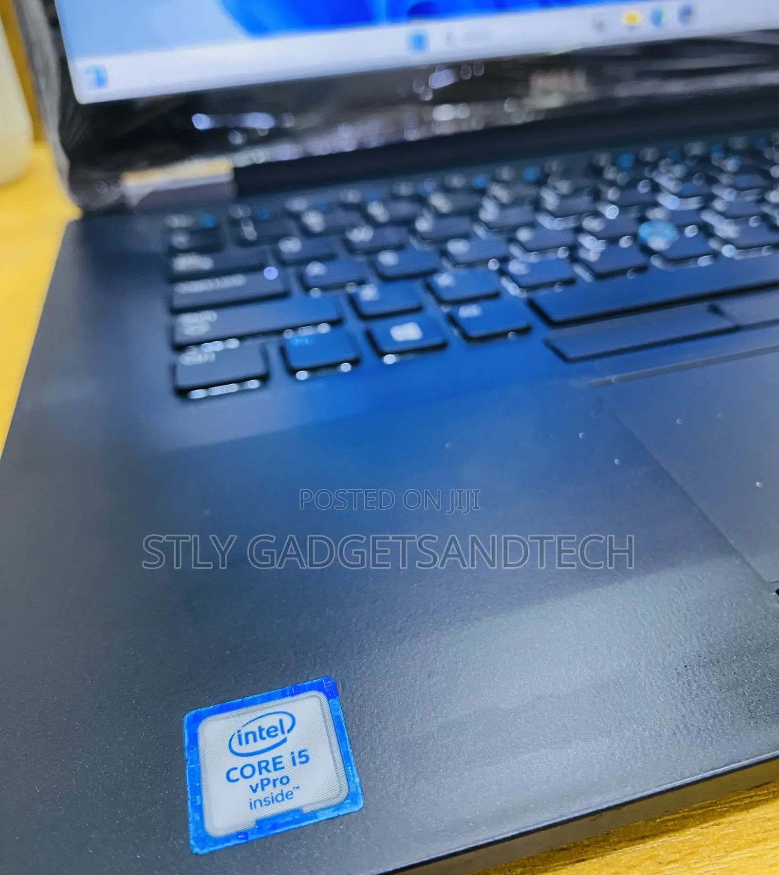 Laptop Dell Latitude E7470 8GB Intel Core i5 SSD 128GB