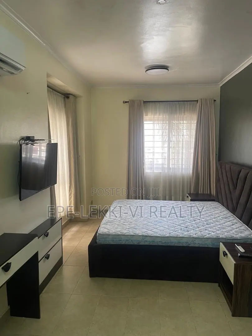 Furnished 3bdrm Apartment in Victoria Island for sale