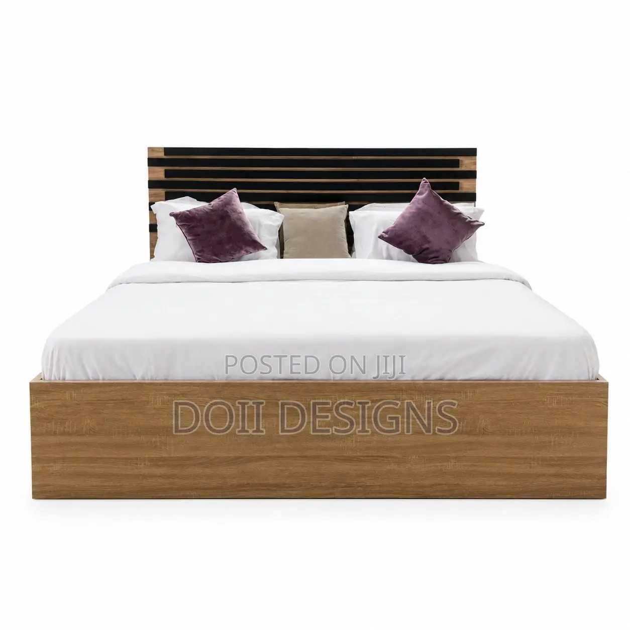 Roxy 6 Feet Bed