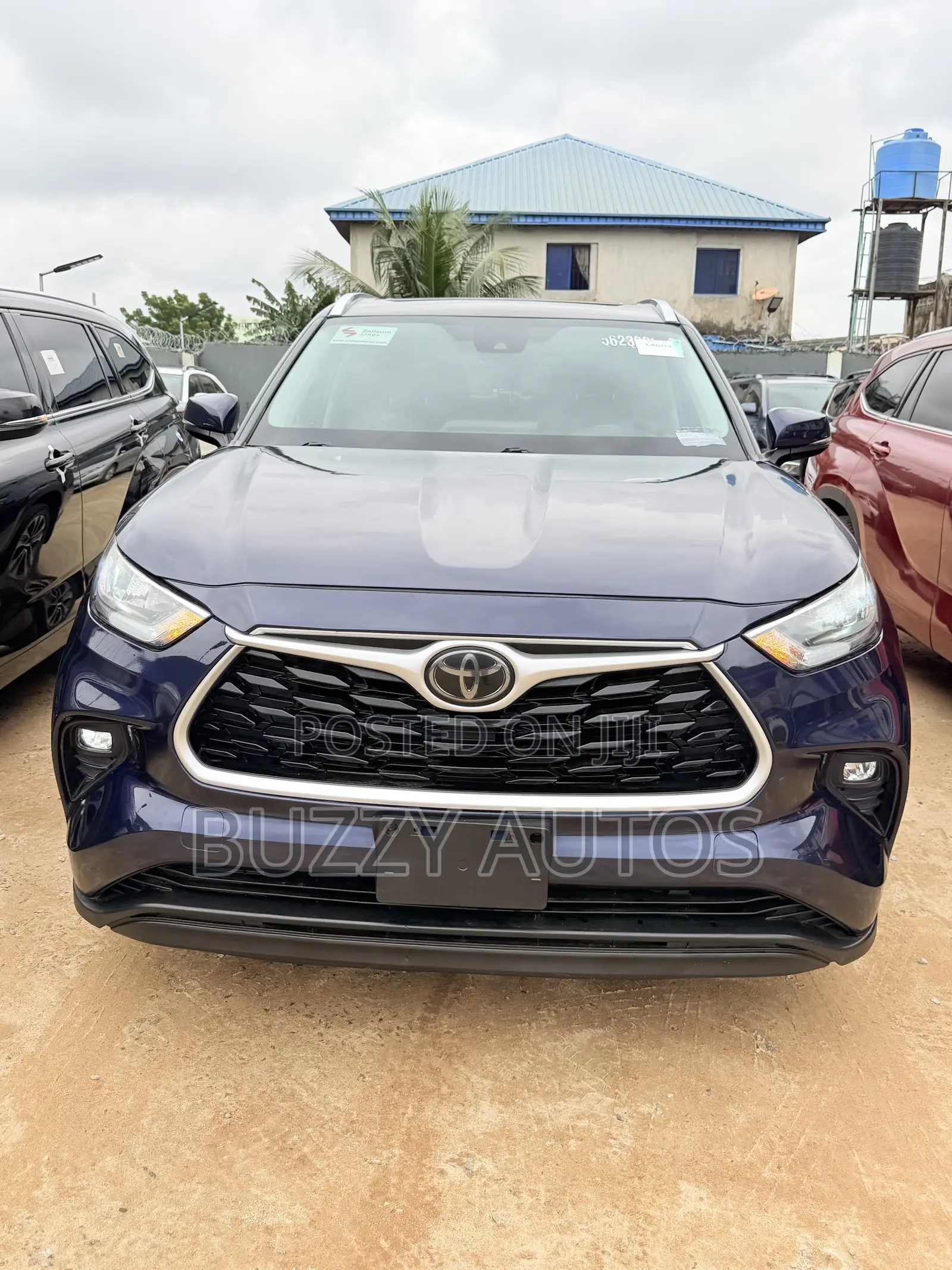 Toyota Highlander XLE AWD 2020 Blue