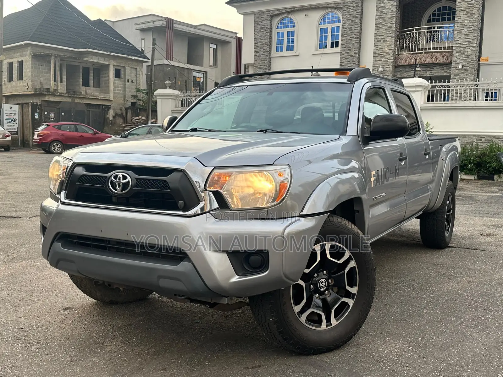 Toyota Tacoma TRD PRO V6 4dr Double Cab 4WD 5.0 ft. SB (4.0L 6cyl 6M)