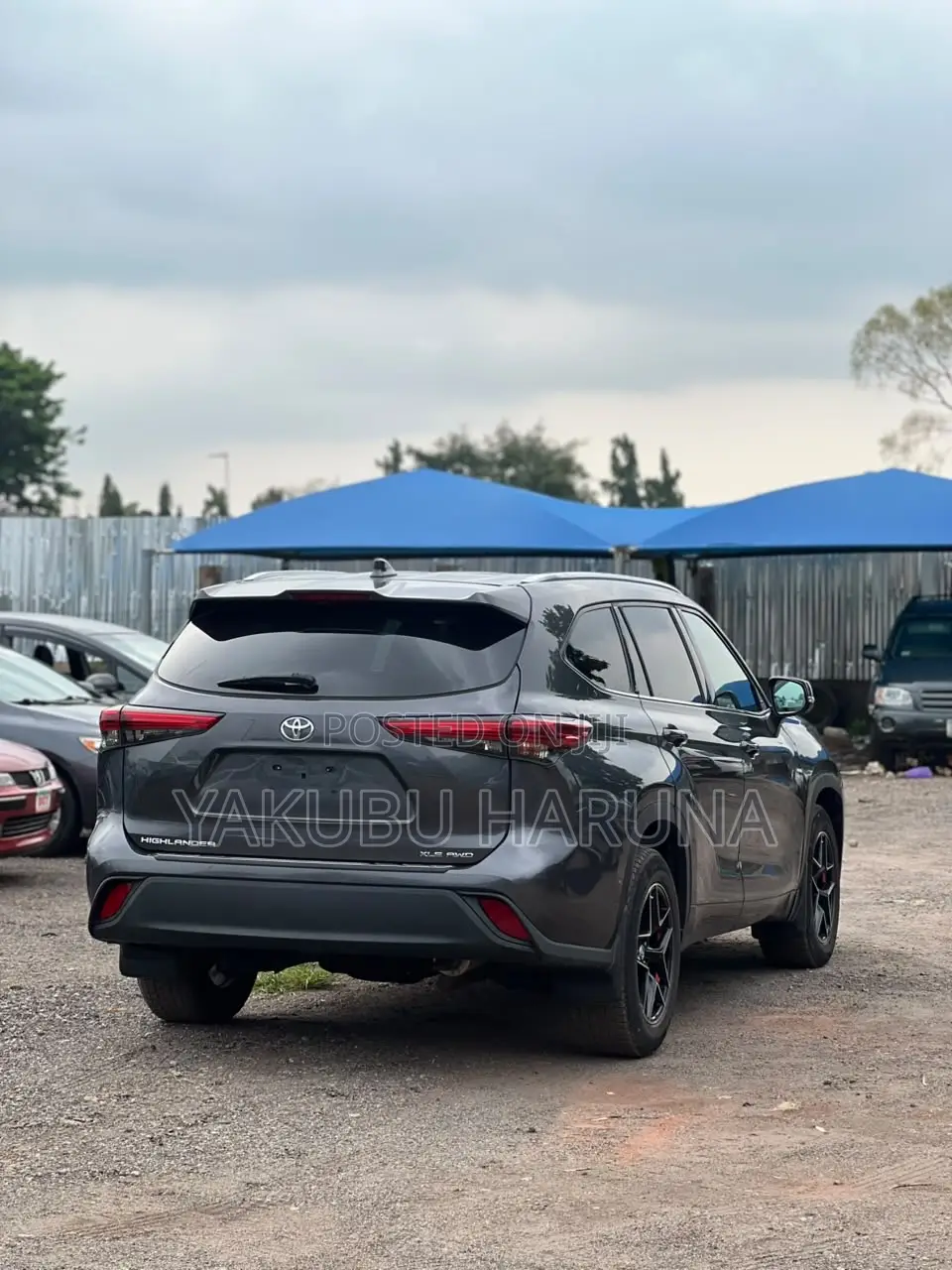 Toyota Highlander Limited 2021 Blue
