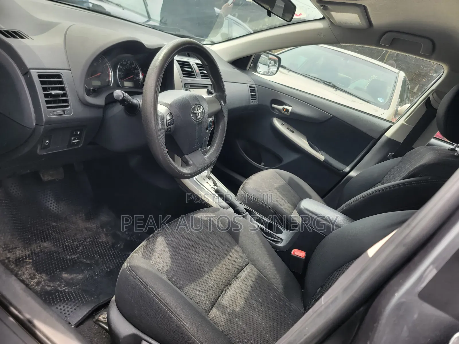 Toyota Corolla 2013 Gray
