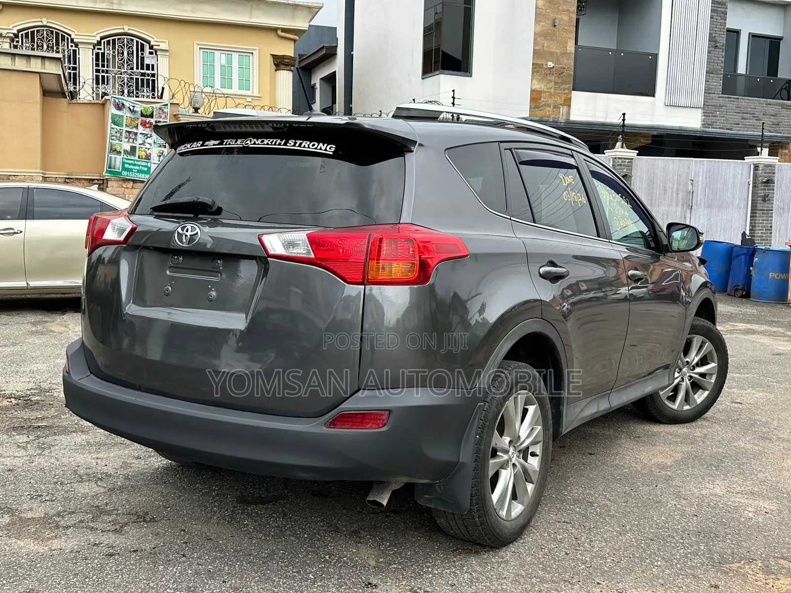 Toyota RAV4 Limited 4dr SUV AWD (2.5L 4cyl 6A) 2015 Gray