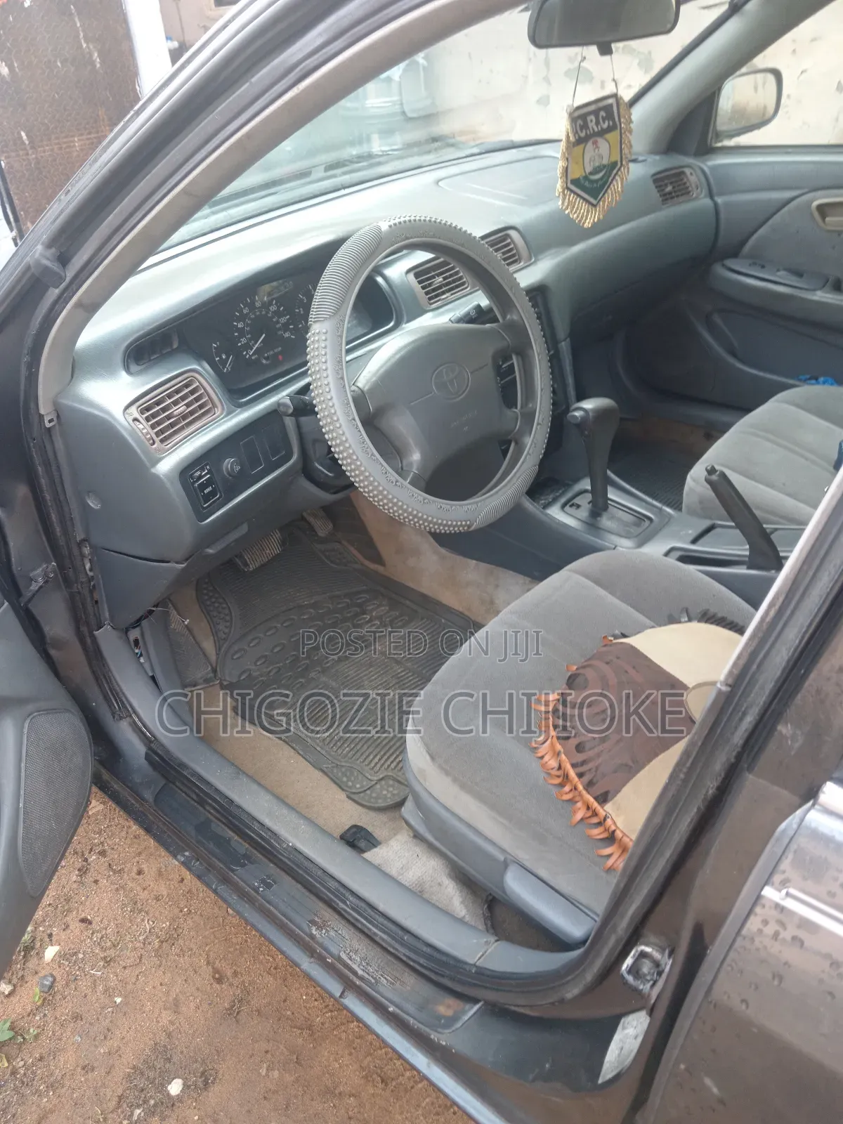 Toyota Camry LE 4dr Sedan (2.2L 4cyl 4A) 2001 Gray