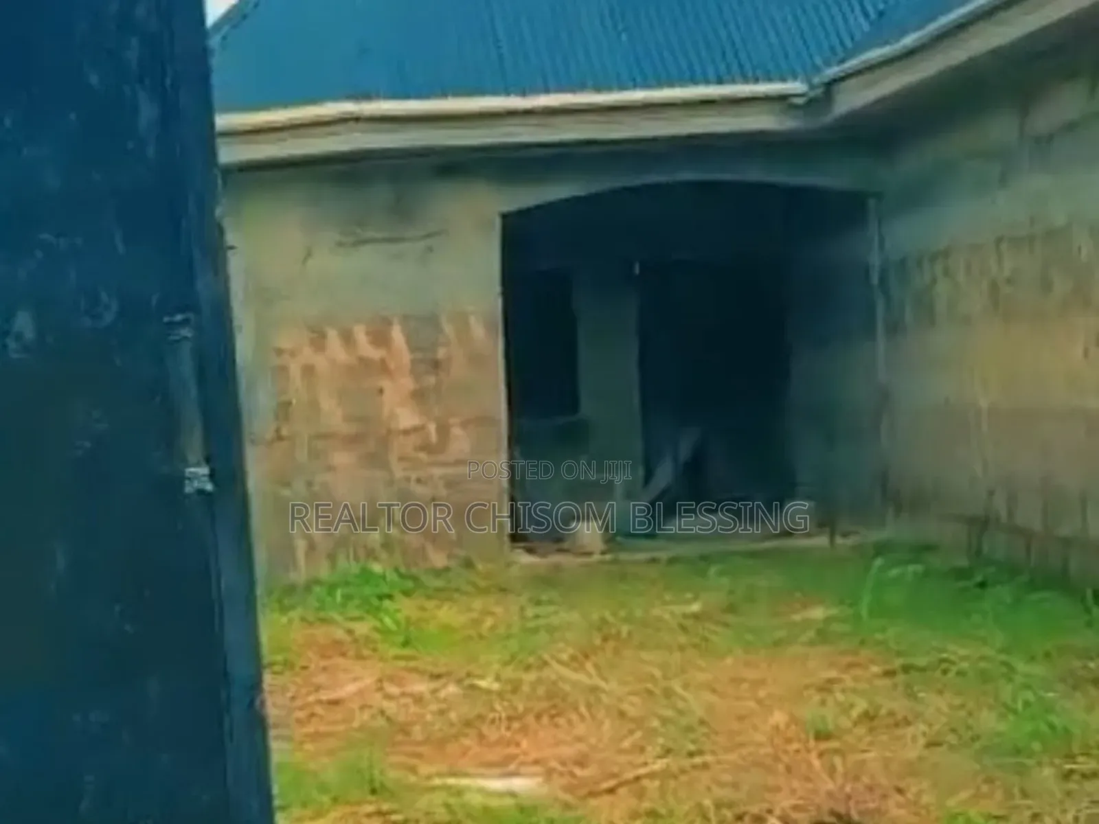 2bdrm Bungalow in Amakama Federal, Umuahia for sale