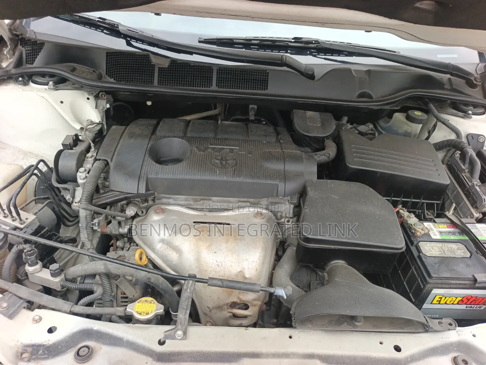 Toyota Venza 2010 White