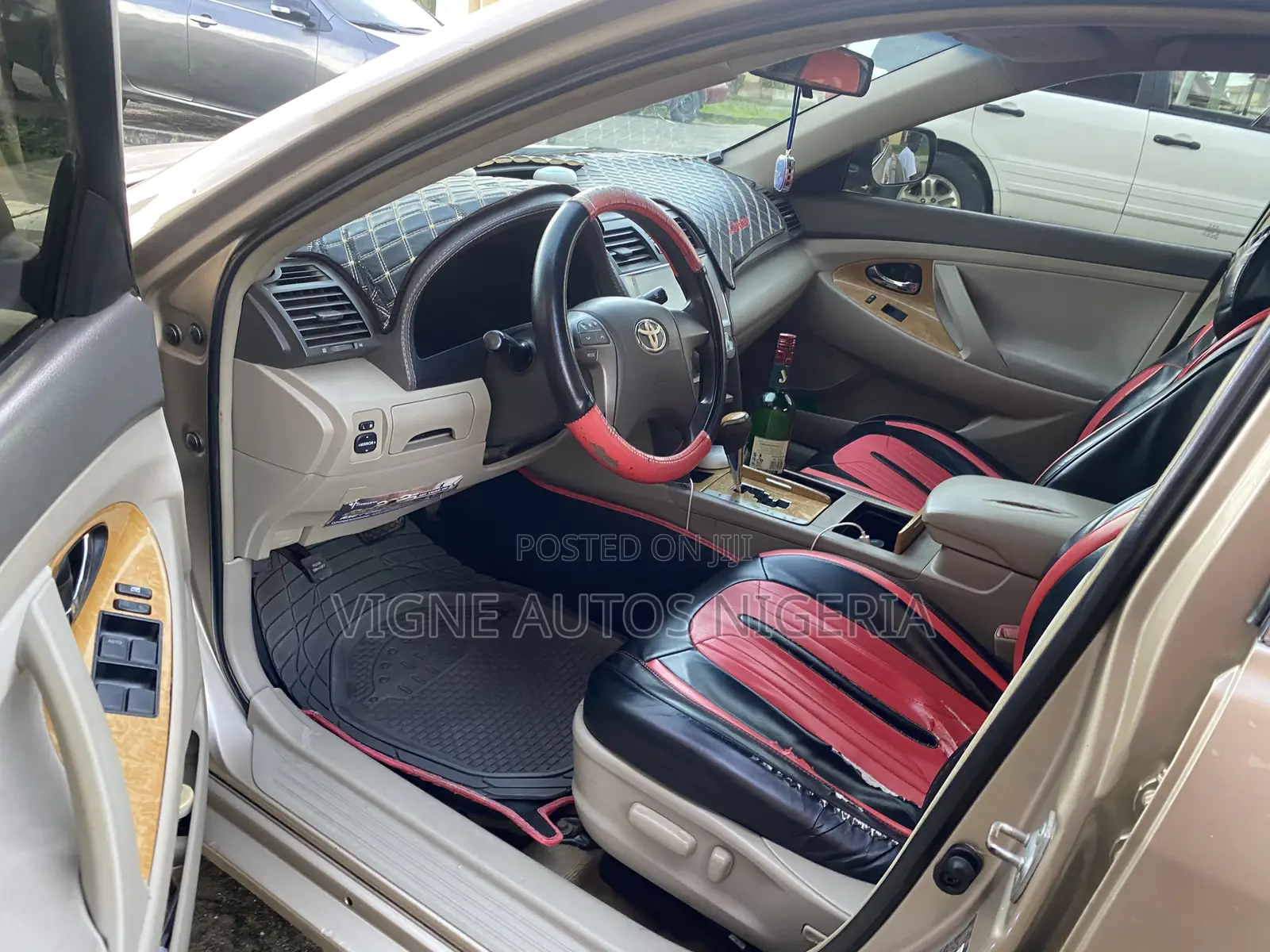 Toyota Camry LE 4dr Sedan (2.4L 4cyl 5A) 2007 Gold