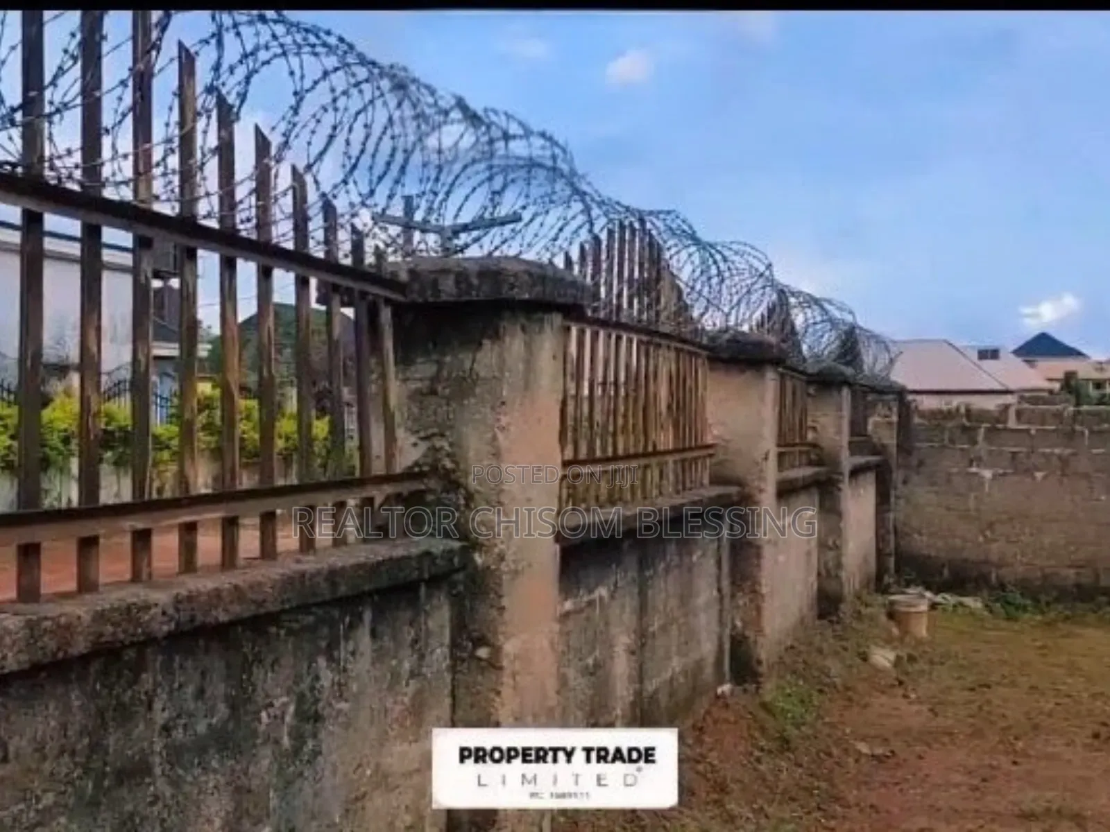 4bdrm Bungalow in Isieke Housing for sale