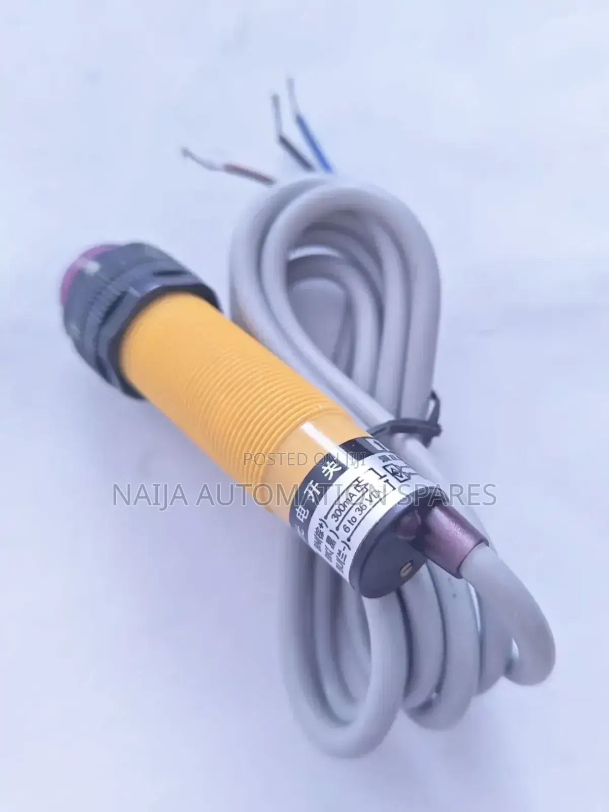 E18-Ds30na | Diffuse Reflection Photoelectric Switch Sensor