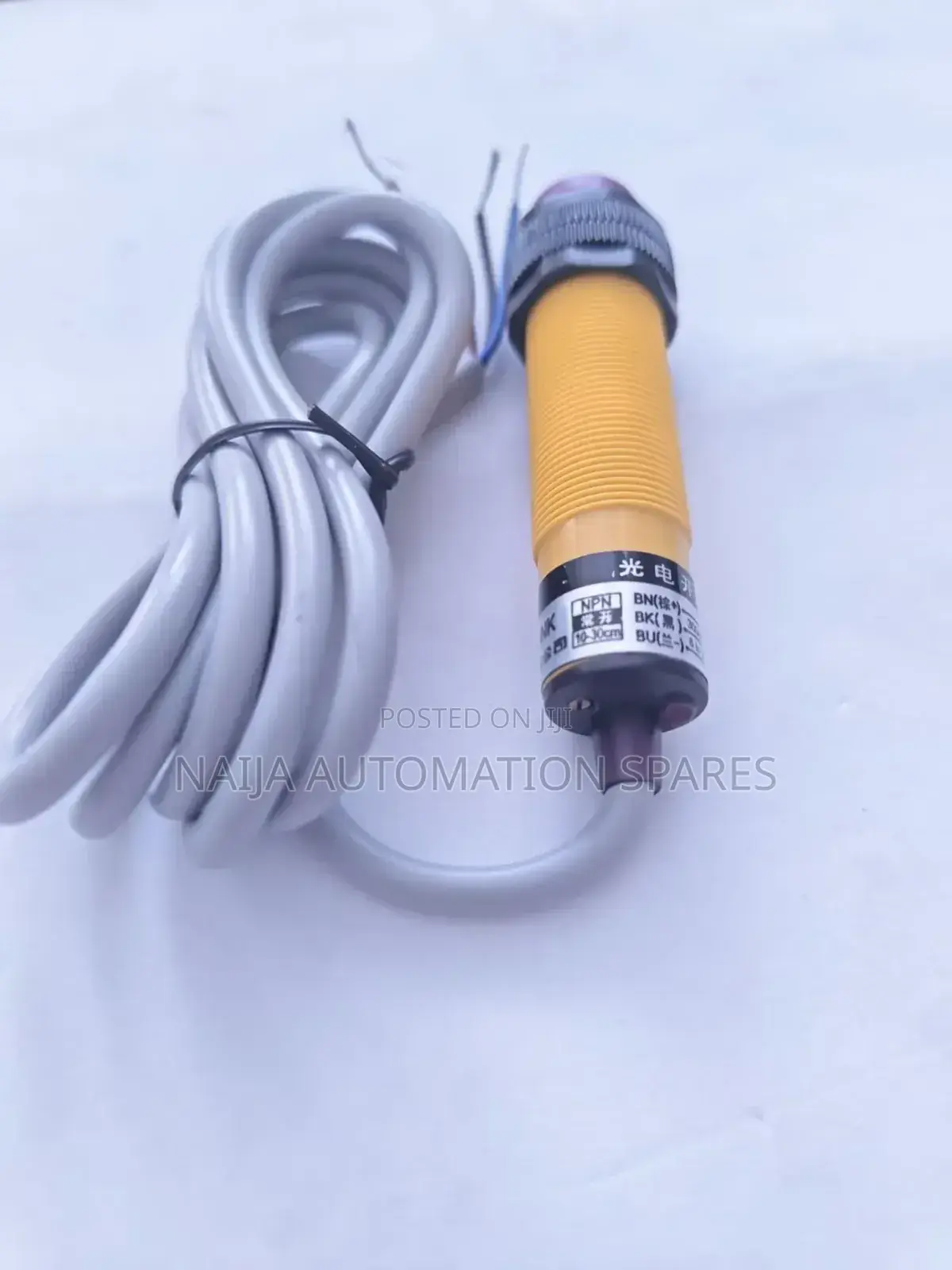 E18-Ds30na | Diffuse Reflection Photoelectric Switch Sensor