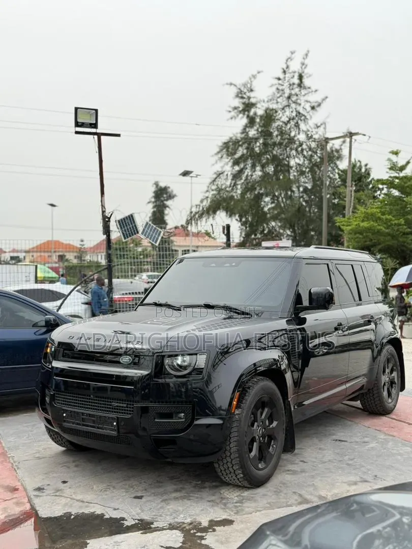Land Rover Defender 2023 Black