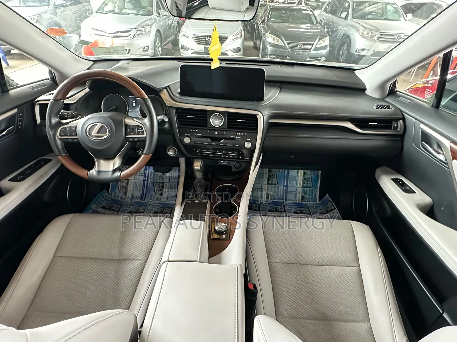 Lexus RX 2022 Black