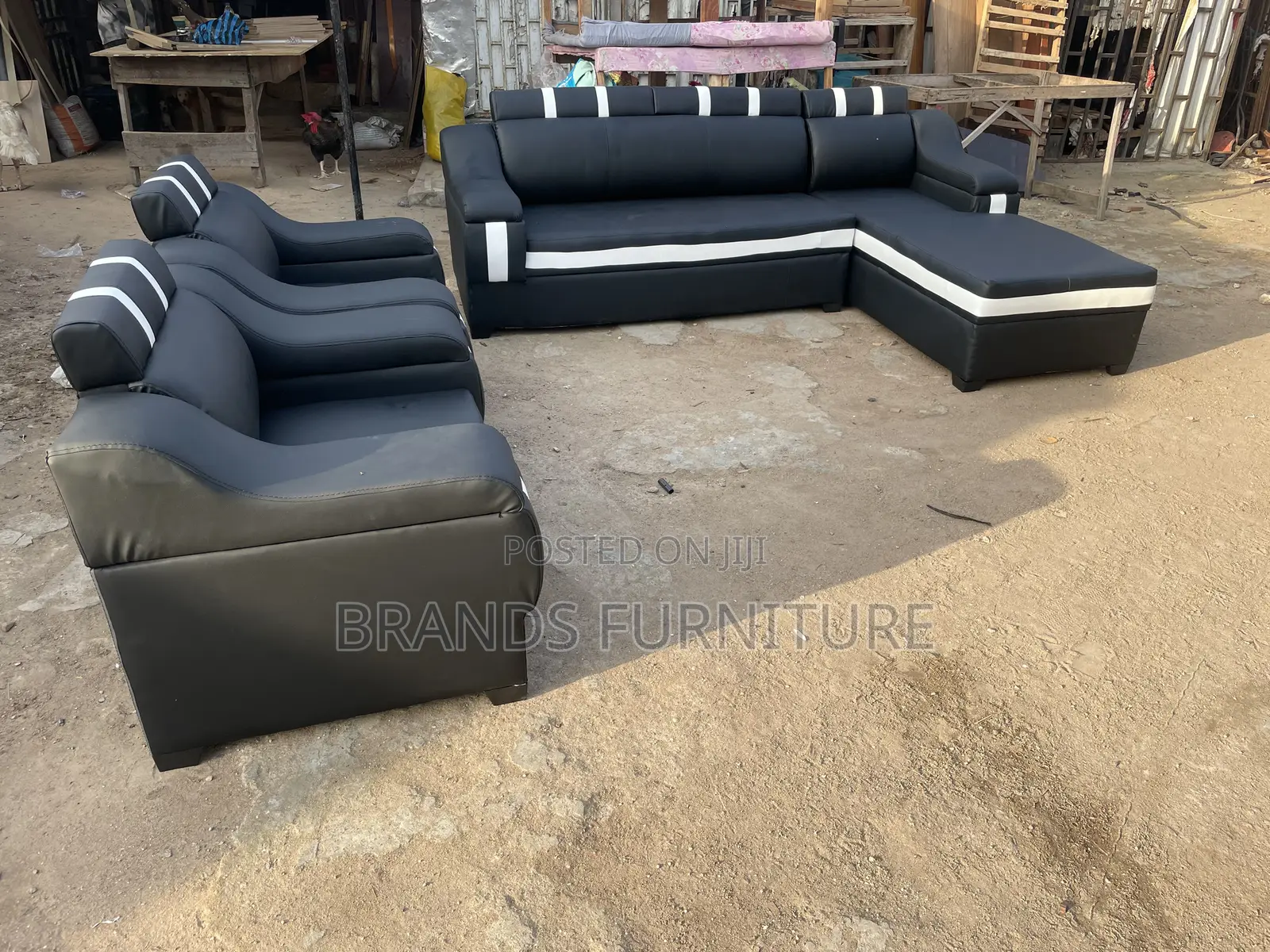Quality Black Leather Lshap Sofa With 2 Single Seaters