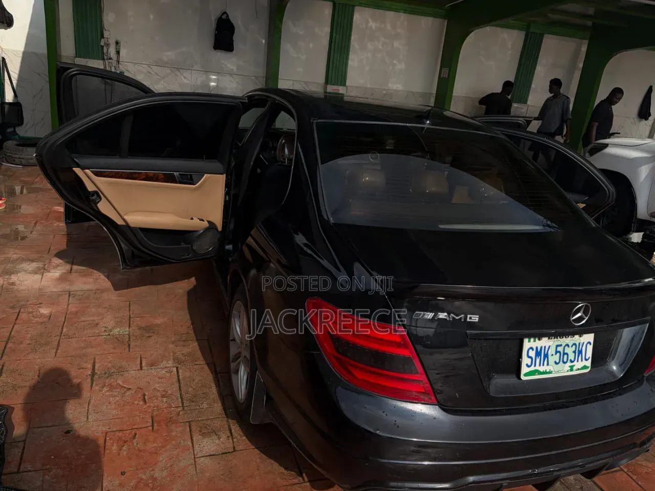 Mercedes-Benz C300 2012 Black