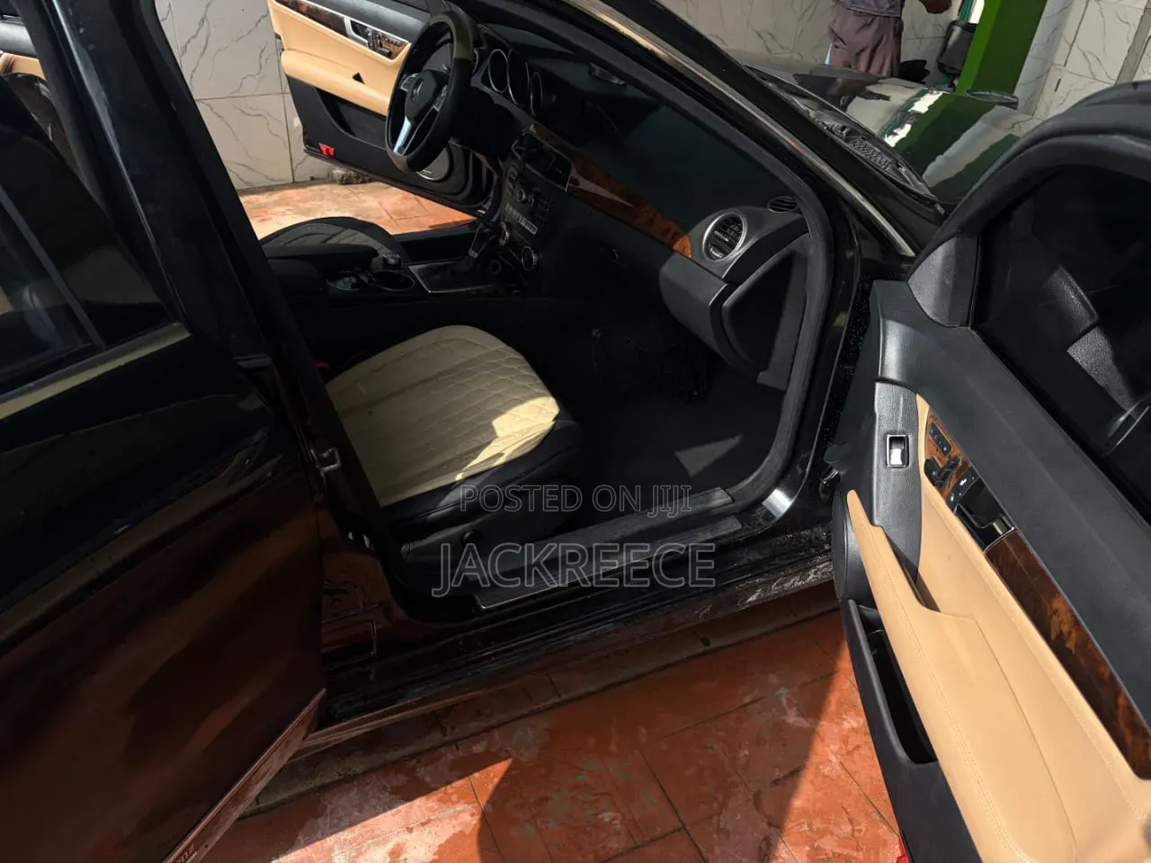 Mercedes-Benz C300 2012 Black