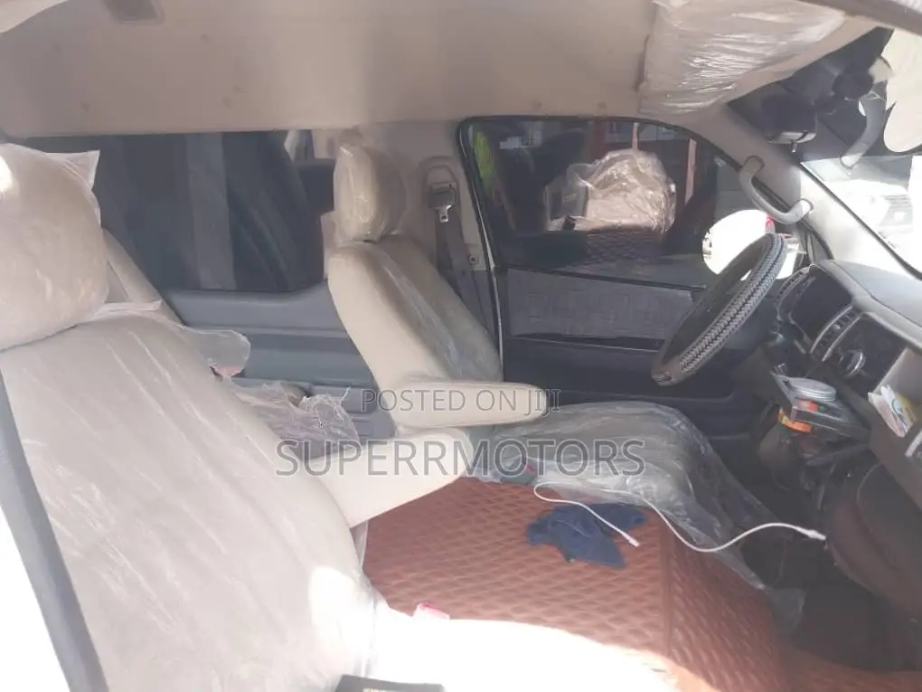 Toyota Hiace Hummer Bus - Port Harcourt Rental