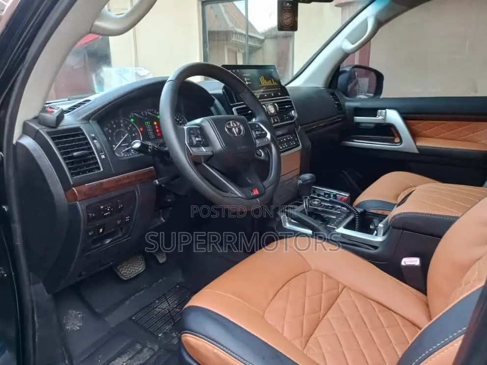 Toyota Land Cruiser 2022 - Port Harcourt Rental
