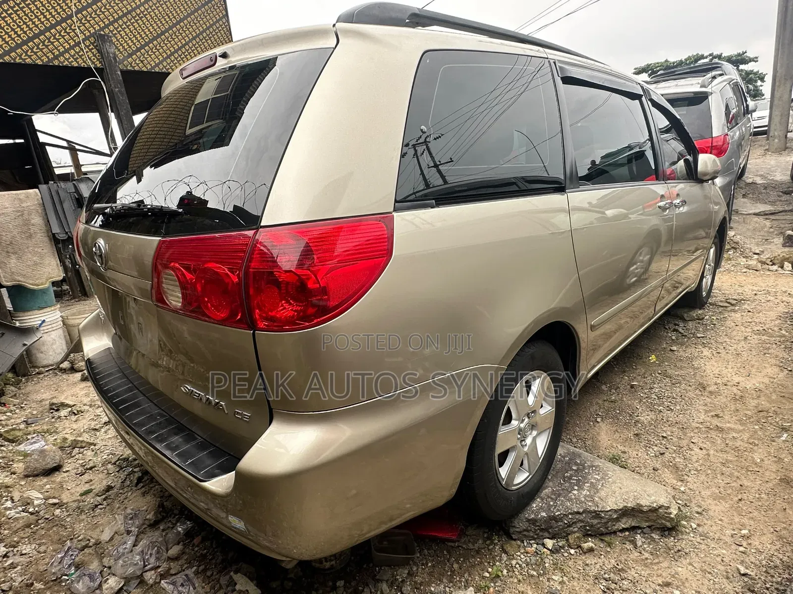 Toyota Sienna 2005 Gold