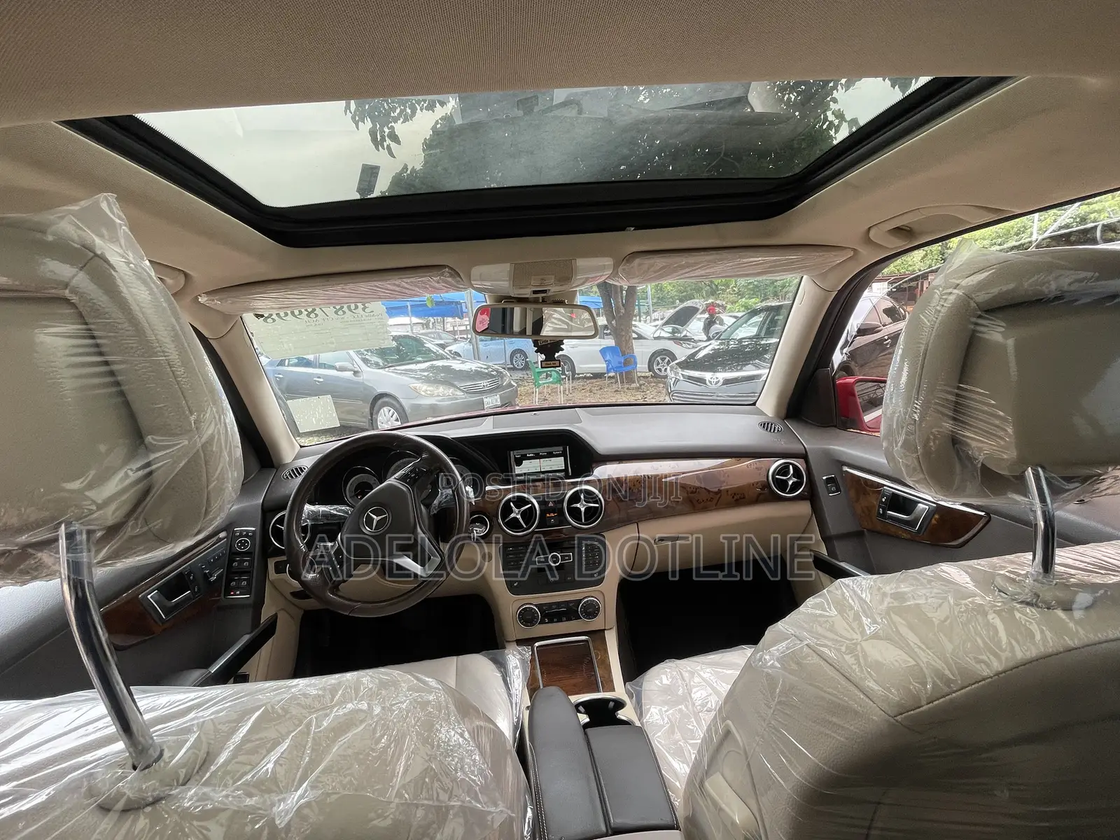 Mercedes-Benz GLK-Class Base GLK 350 4dr 4x2 (3.5L 6cyl 7A) 2015 Red