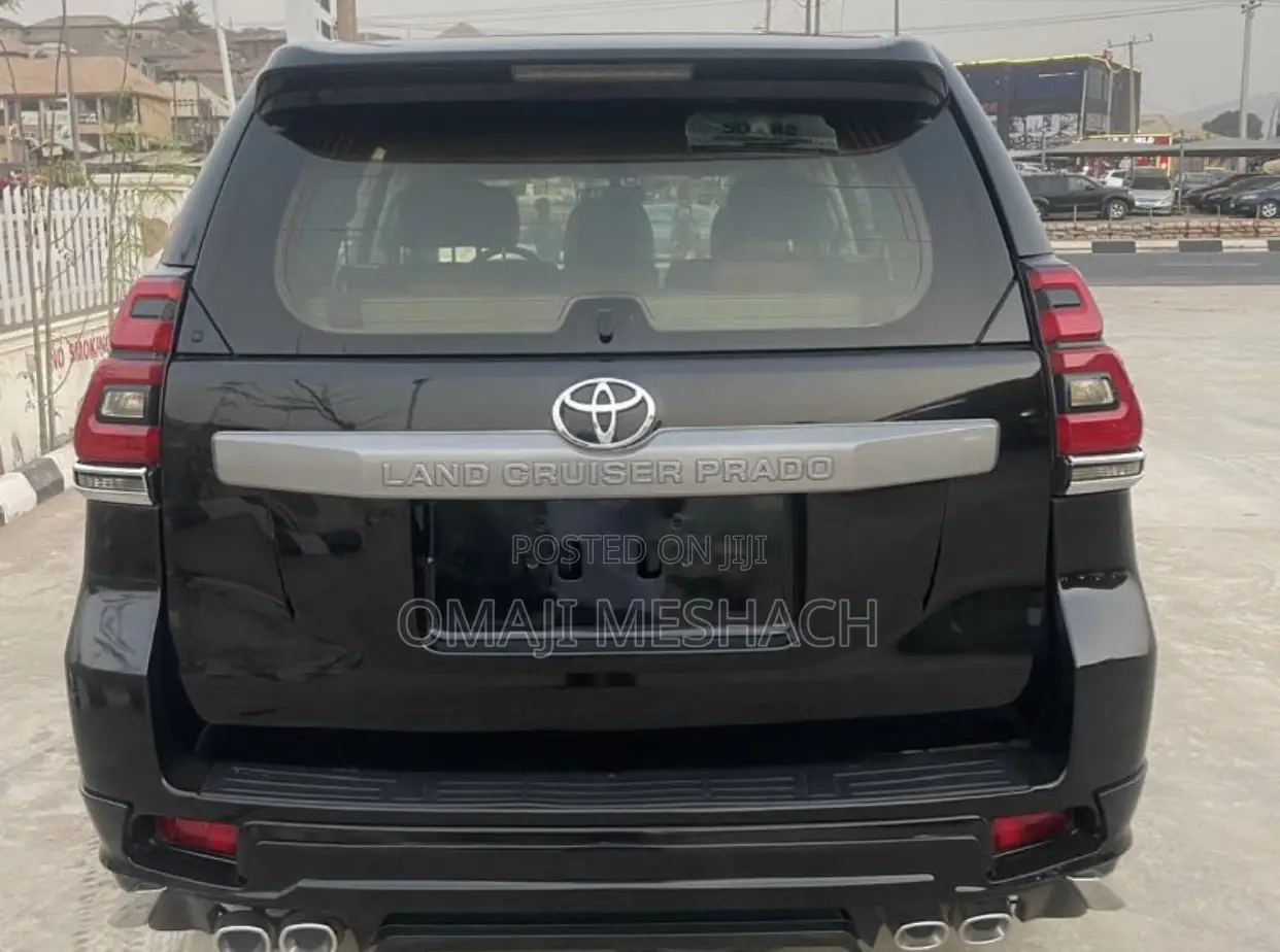 Toyota Land Cruiser 2013 Black