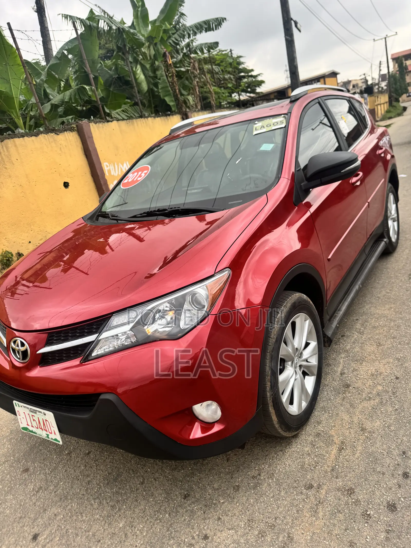 Toyota RAV4 Limited 4dr SUV (2.5L 4cyl 6A) 2015 Red