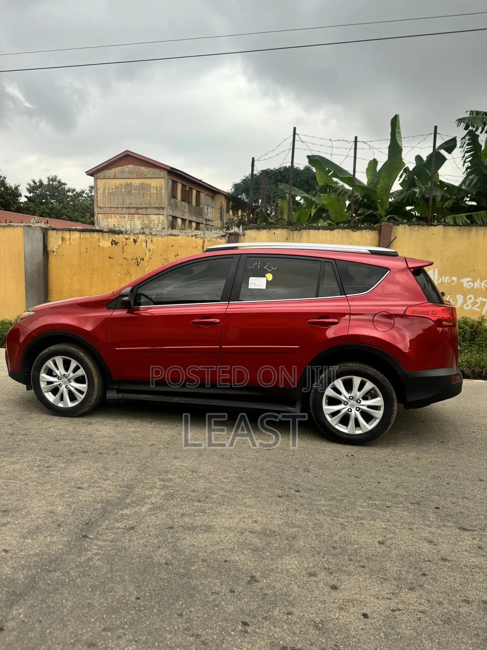 Toyota RAV4 Limited 4dr SUV (2.5L 4cyl 6A) 2015 Red