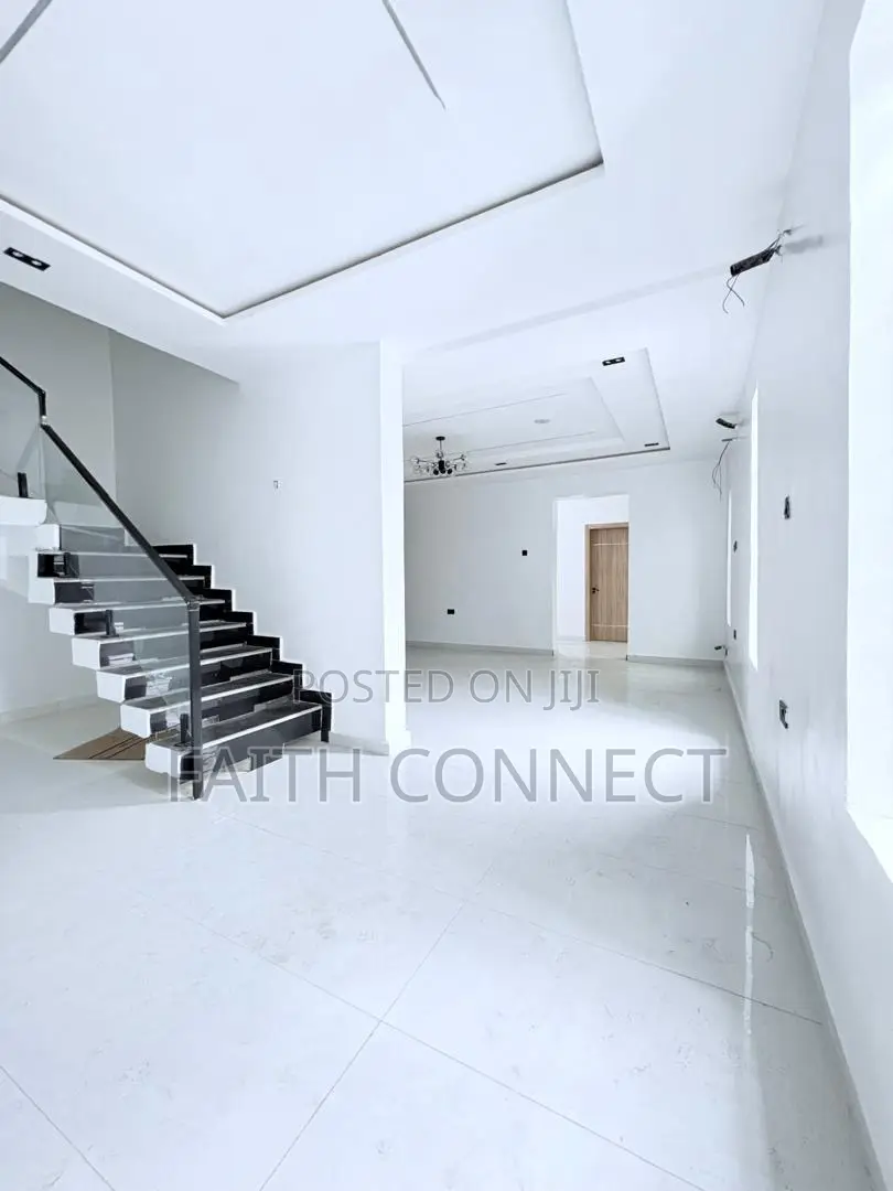 5bdrm Duplex in Abraham Adesanya for sale