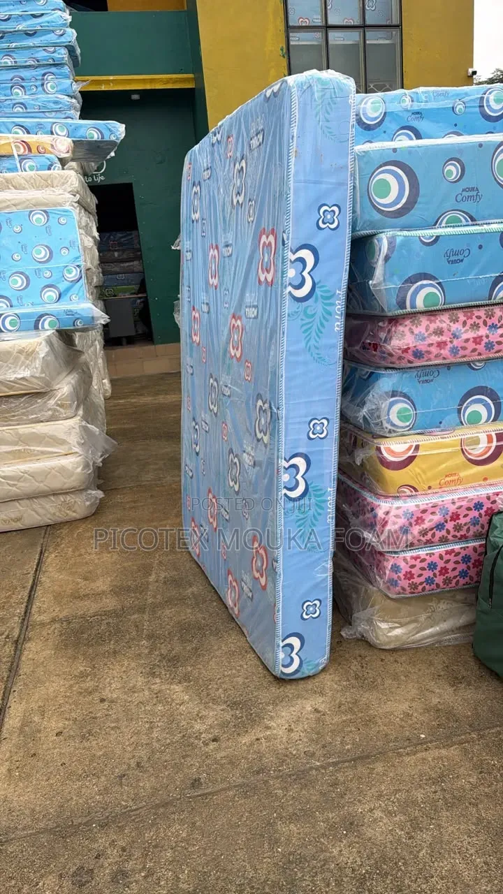 75x54x8 Inches Mouka Flora Hard Mattress