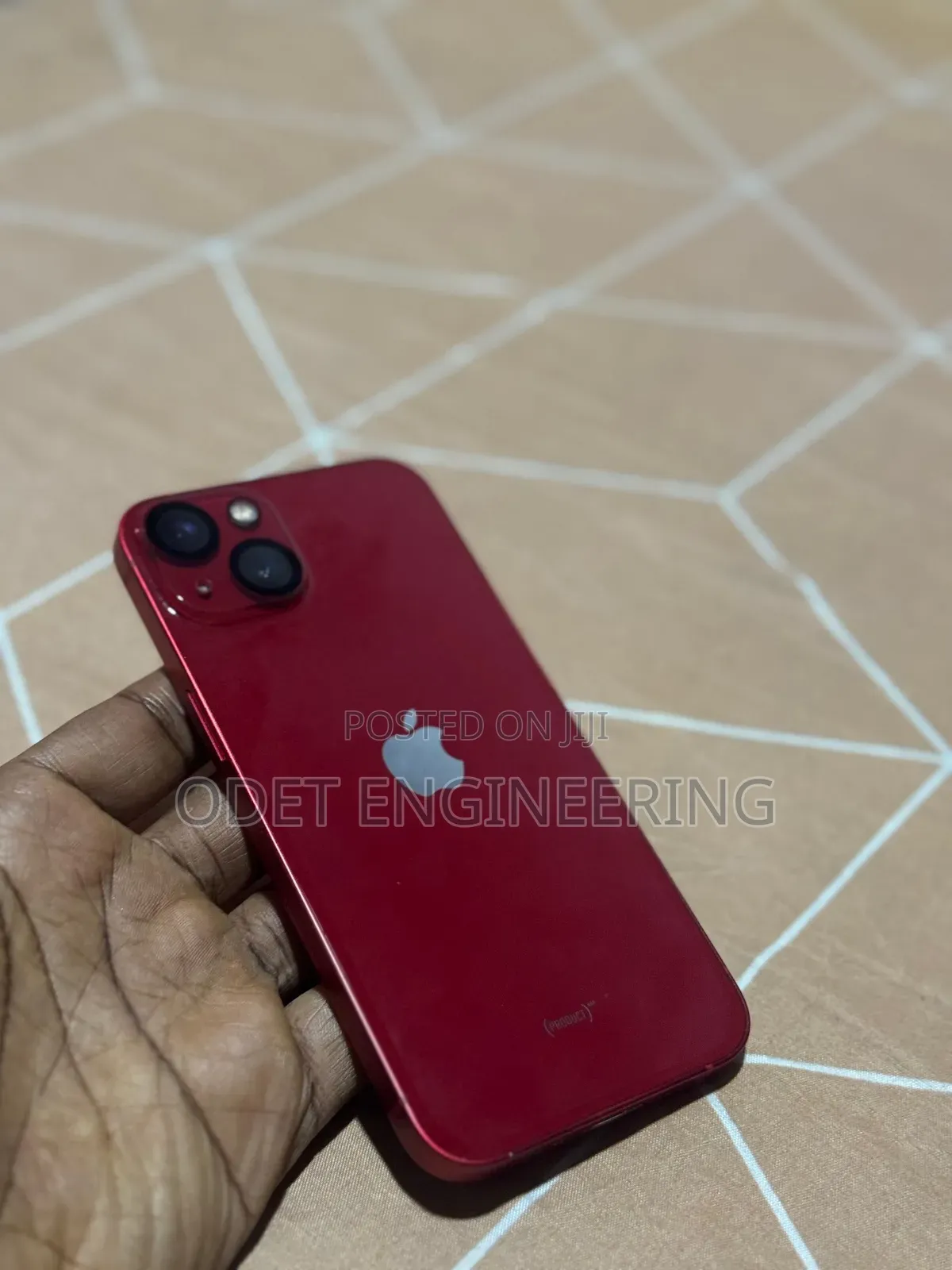 Apple iPhone 13 256 GB Red