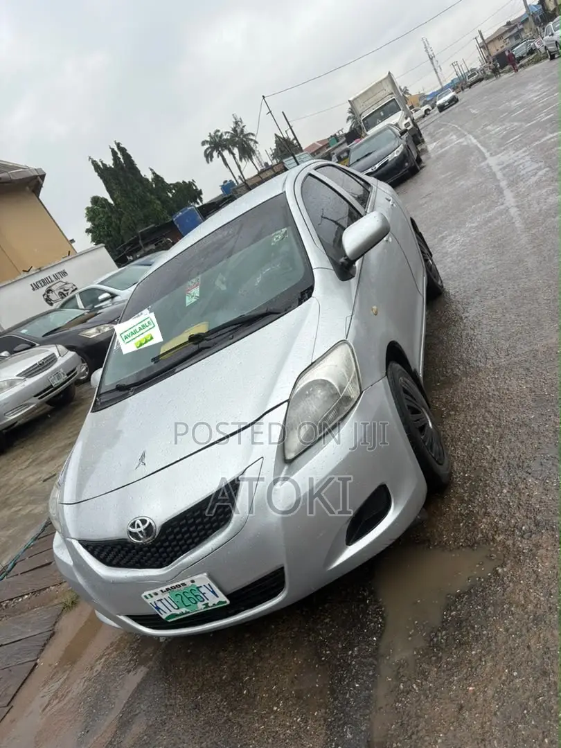 Toyota Yaris 1.5 2008 Silver