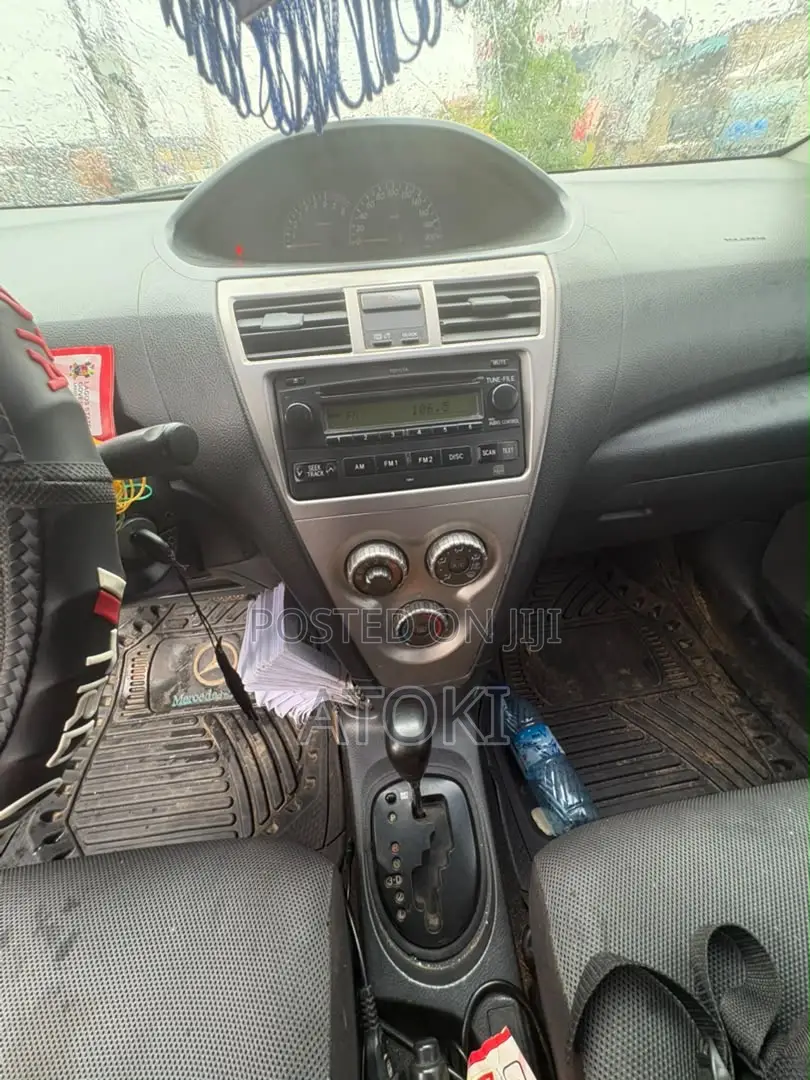 Toyota Yaris 1.5 2008 Silver