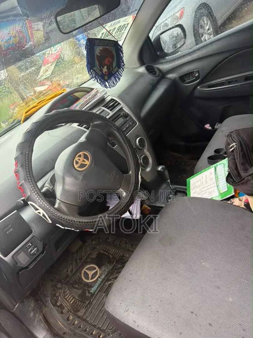 Toyota Yaris 1.5 2008 Silver