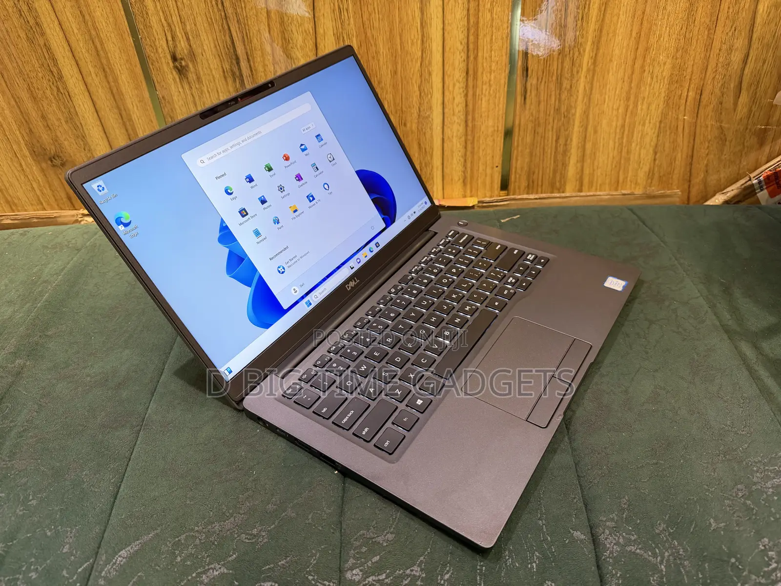 Laptop Dell Latitude 7400 8GB Intel Core i5 SSD 256GB