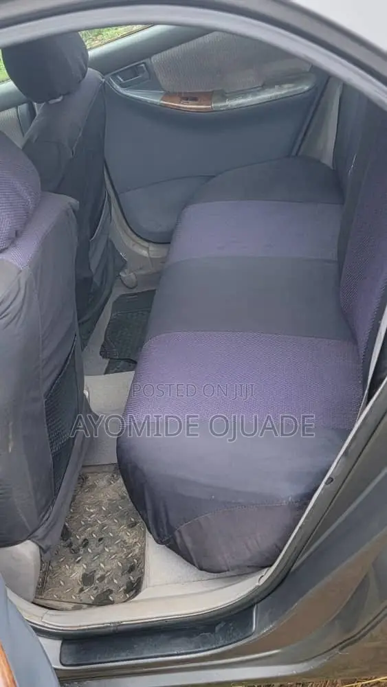 Toyota Corolla 2006 Gray