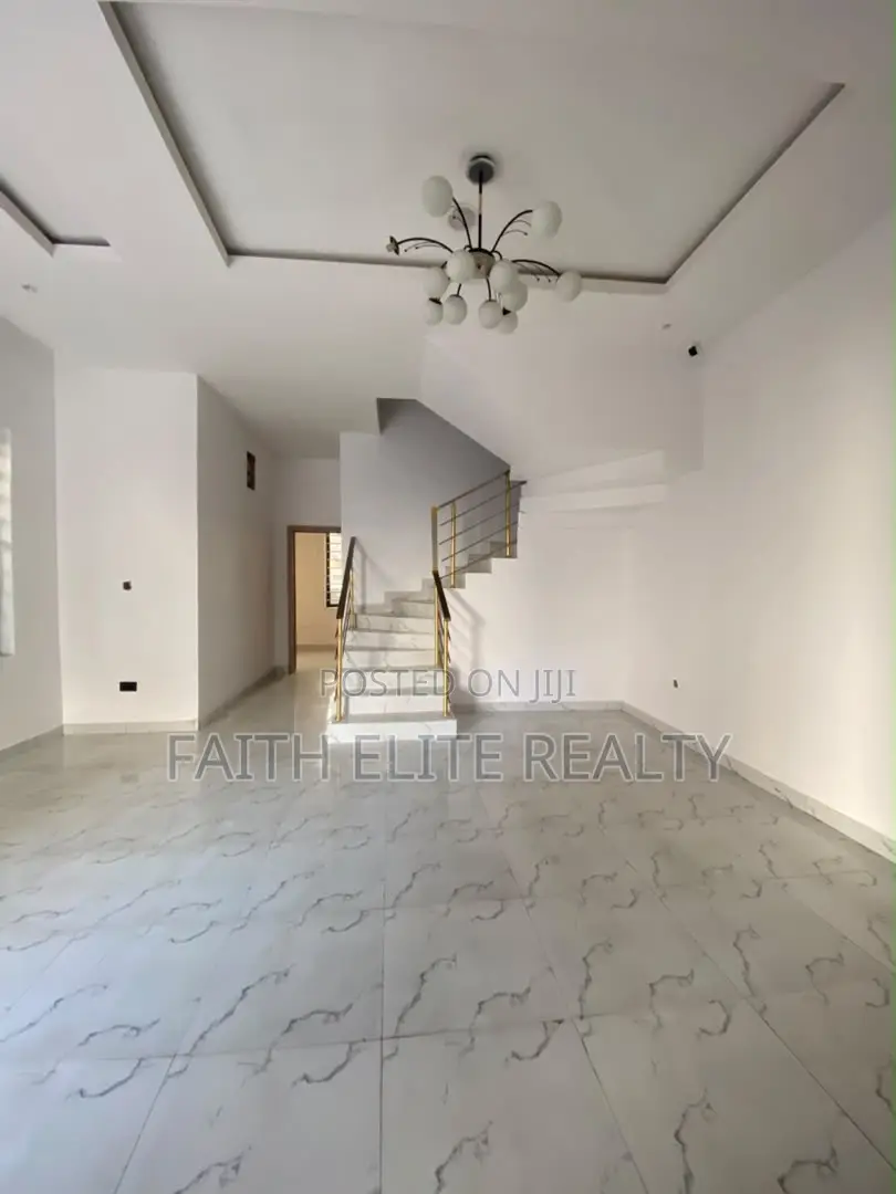 4bdrm Duplex in Royal Pine, Lekki Expressway for rent
