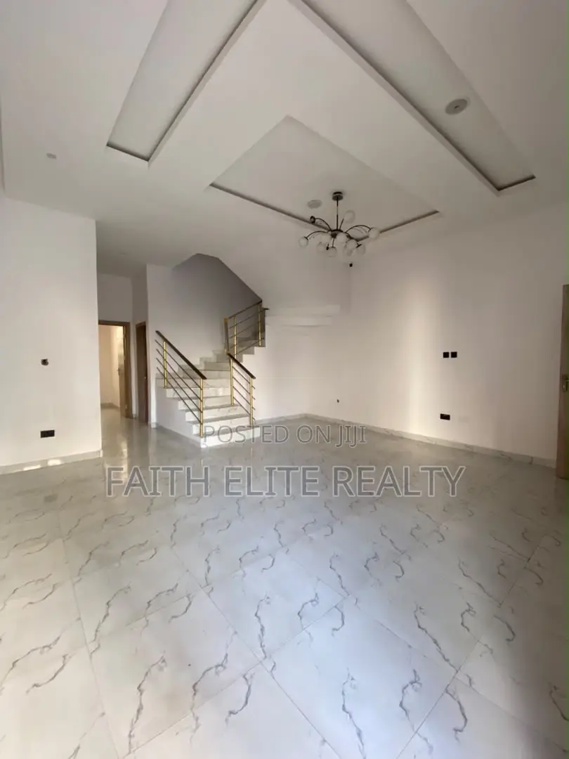4bdrm Duplex in Royal Pine, Lekki Expressway for rent