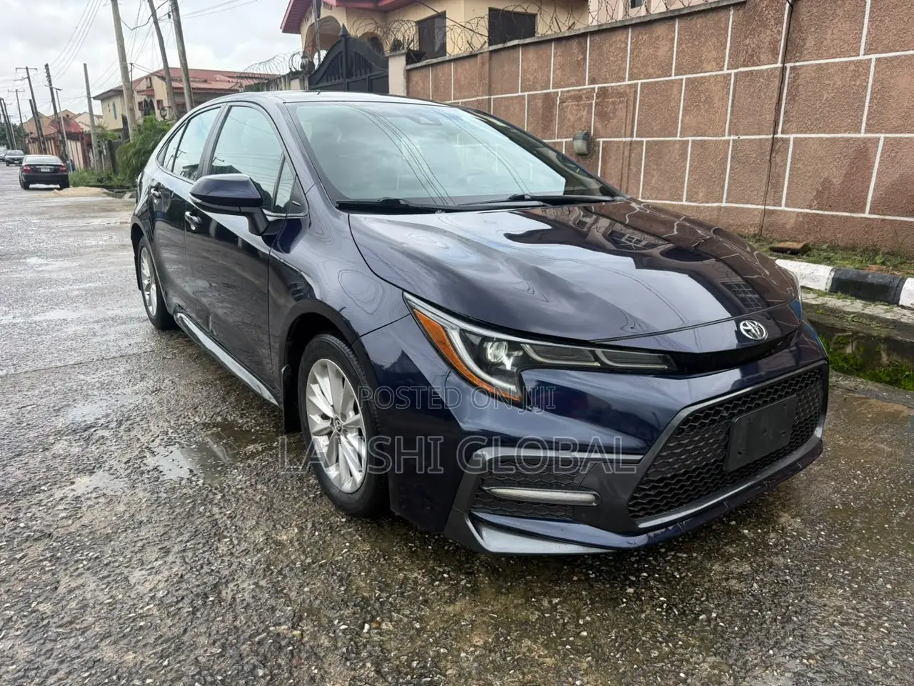 Toyota Corolla SE 2020 Blue