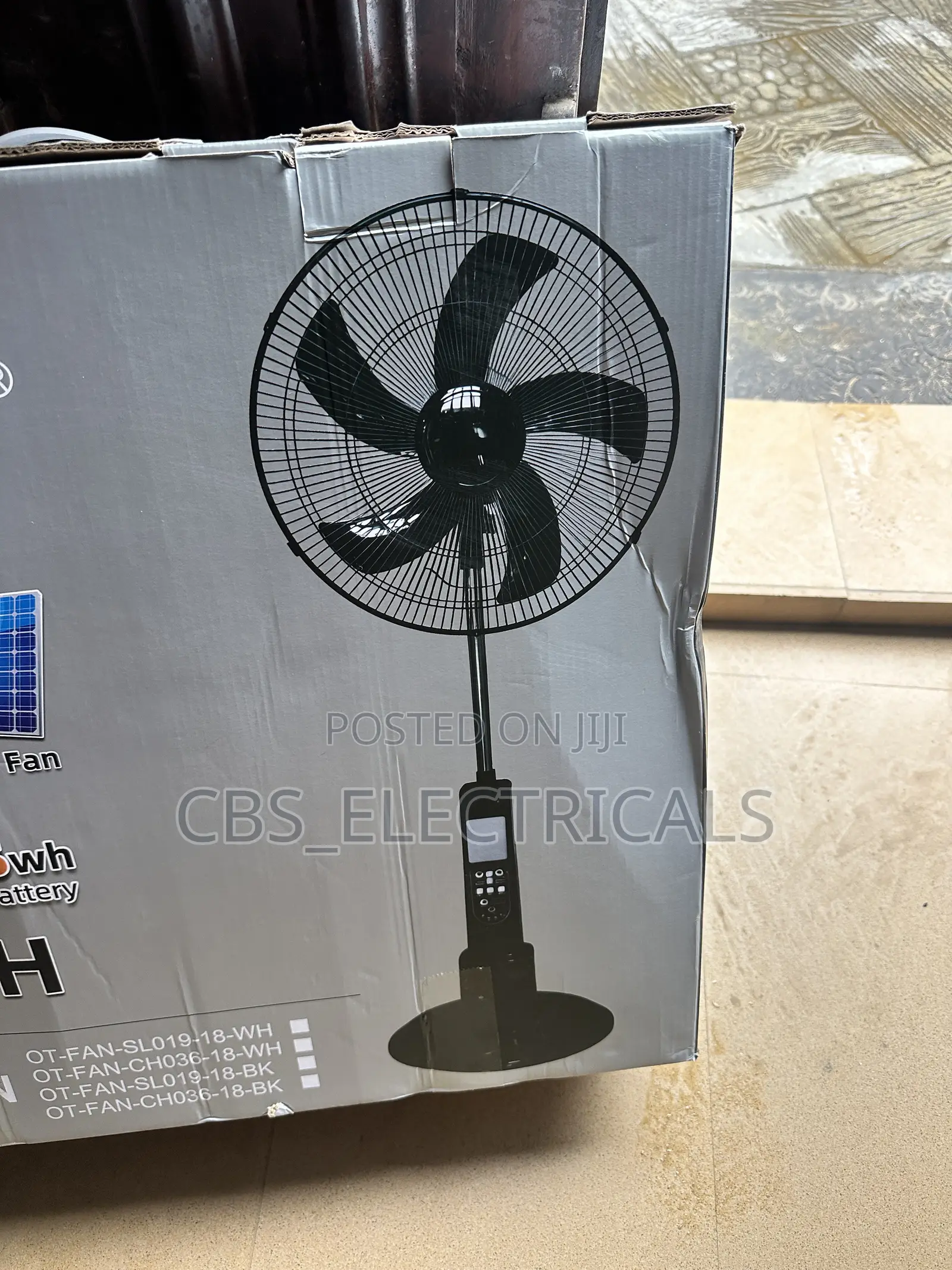 OBST 18-Inch Rechargeable Solar Stand Fan