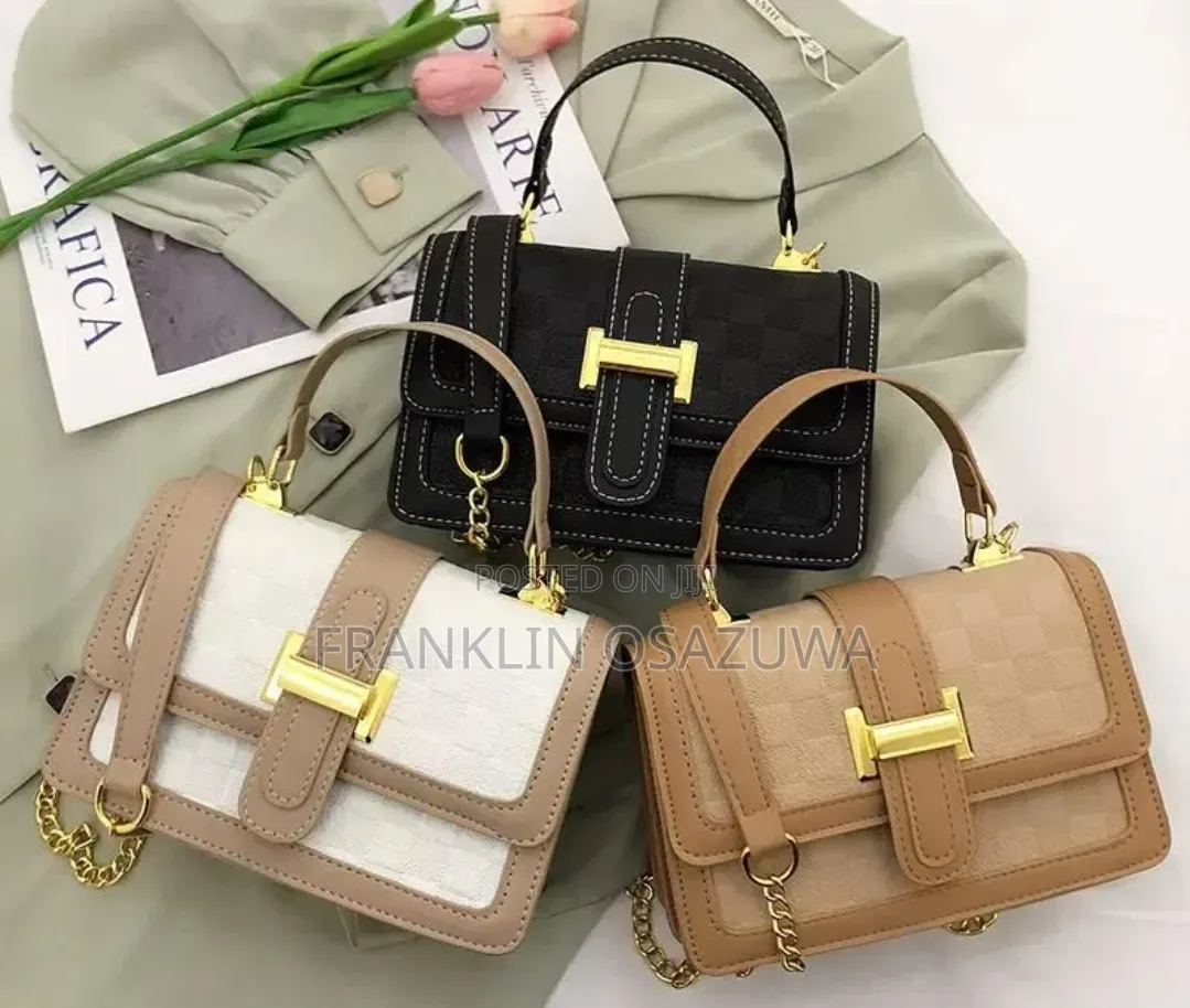 Luxury Women's Top Handle Crossbody Handbag With Gold Lock