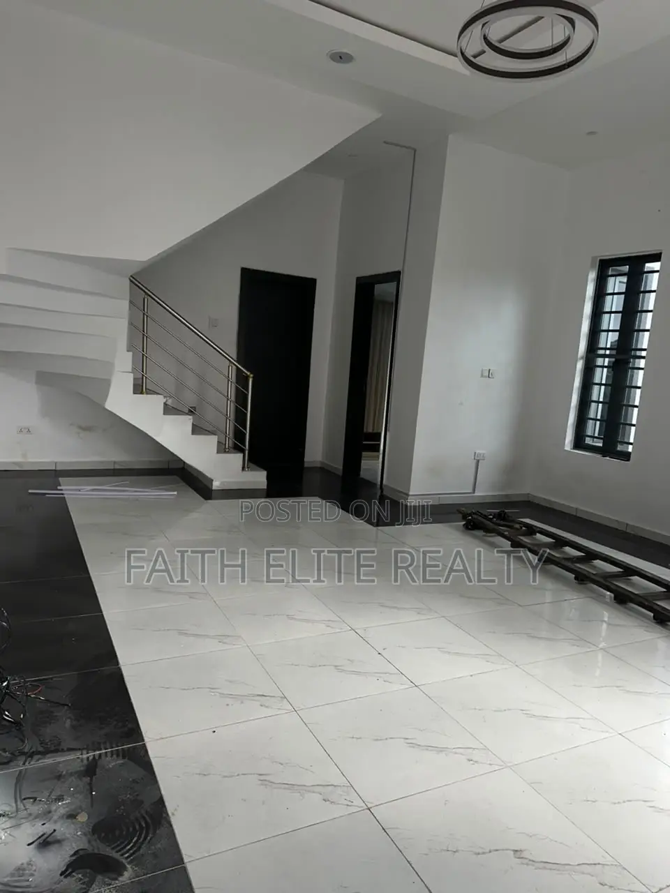 4bdrm Duplex in Lekki Expressway for rent