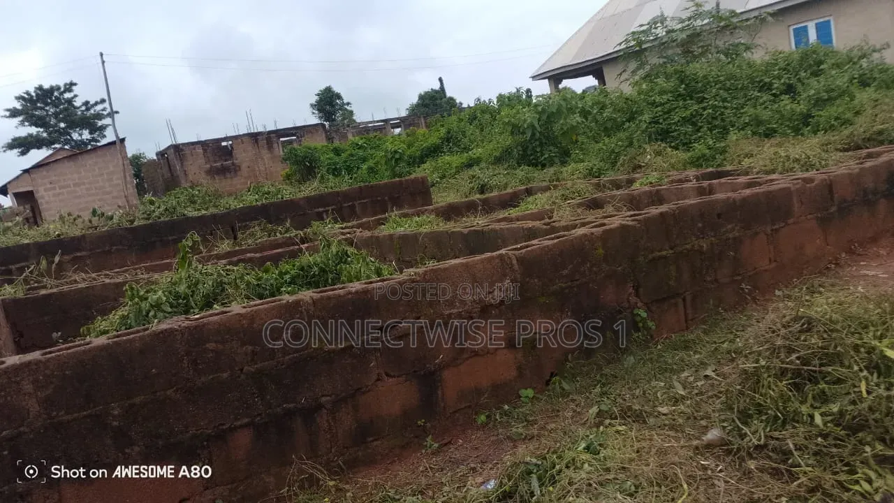 A Plot of Land With a Foundation of 2 and 3 Bedrooms