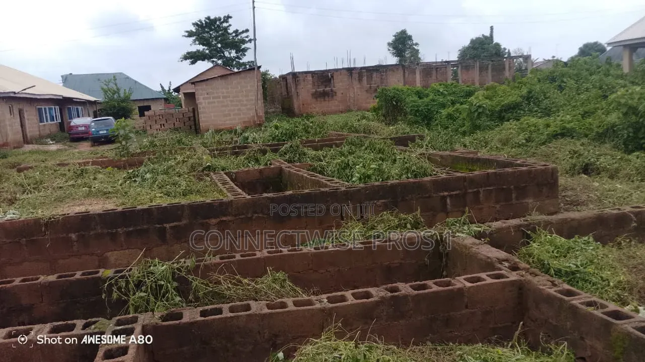 A Plot of Land With a Foundation of 2 and 3 Bedrooms