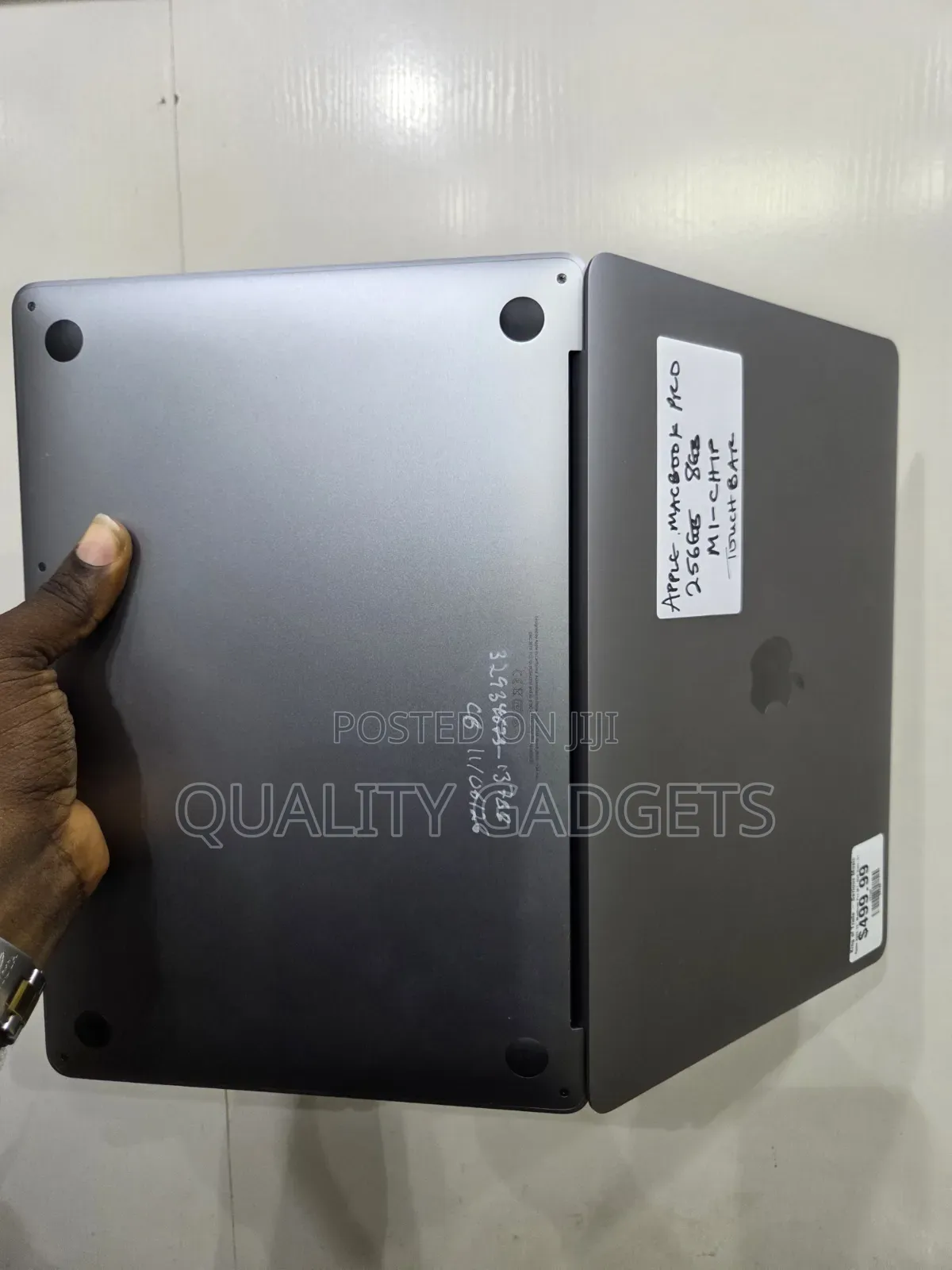 Laptop Apple MacBook Pro 2020 M1 8GB Apple M1 SSD 256GB