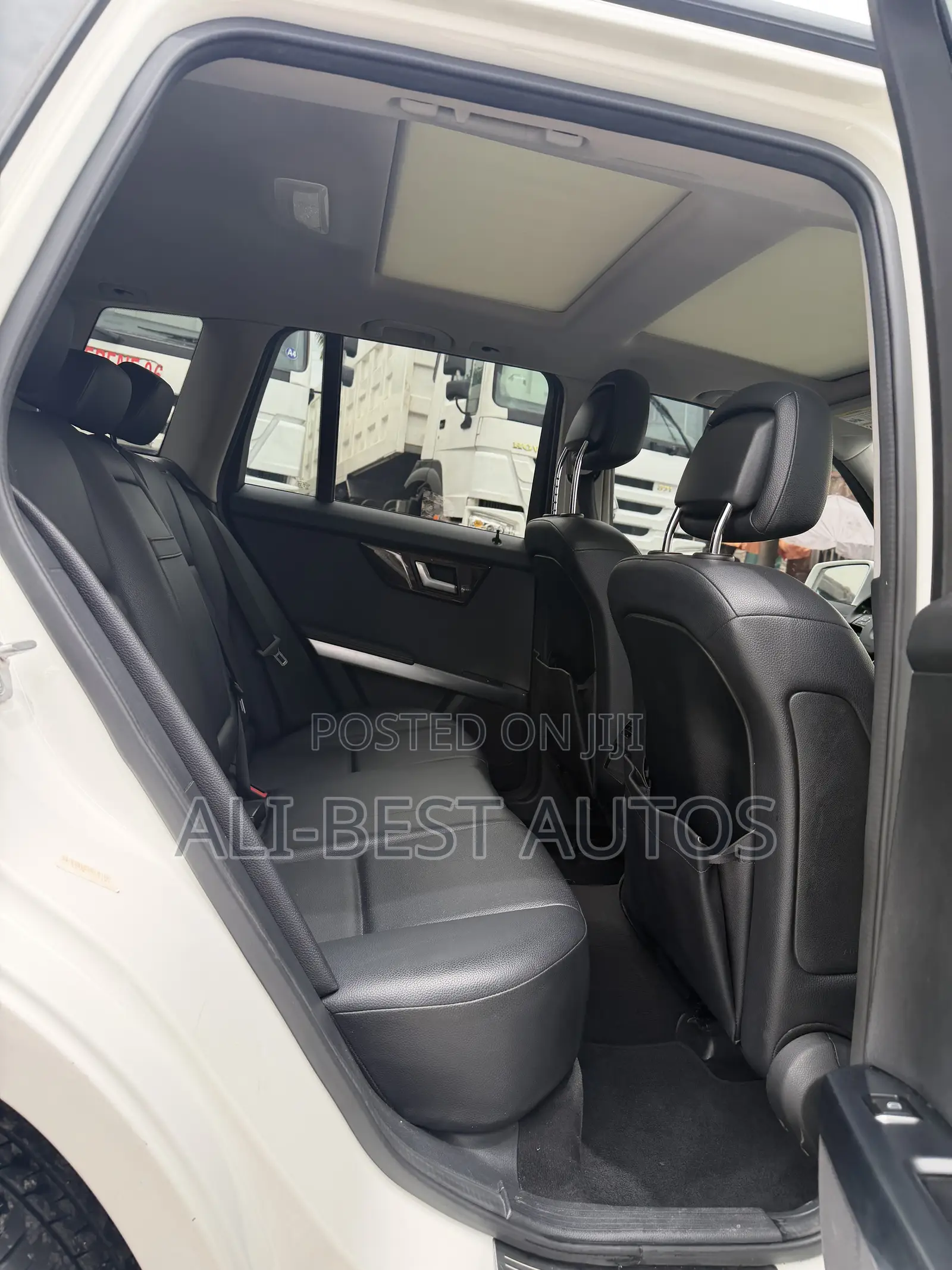 Mercedes-Benz GLK-Class 350 4MATIC 2013 White