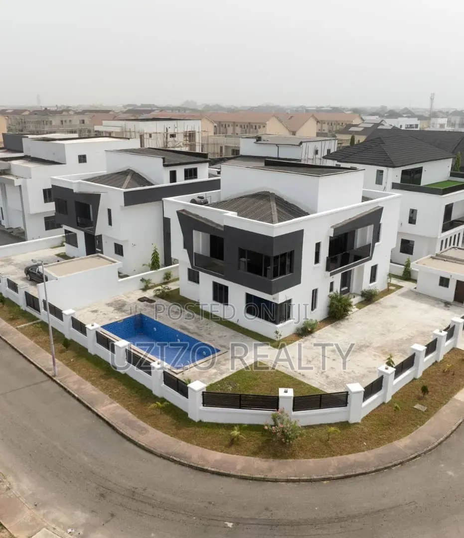 4bdrm Duplex in Royal Garden Estate, Ajiwe for sale