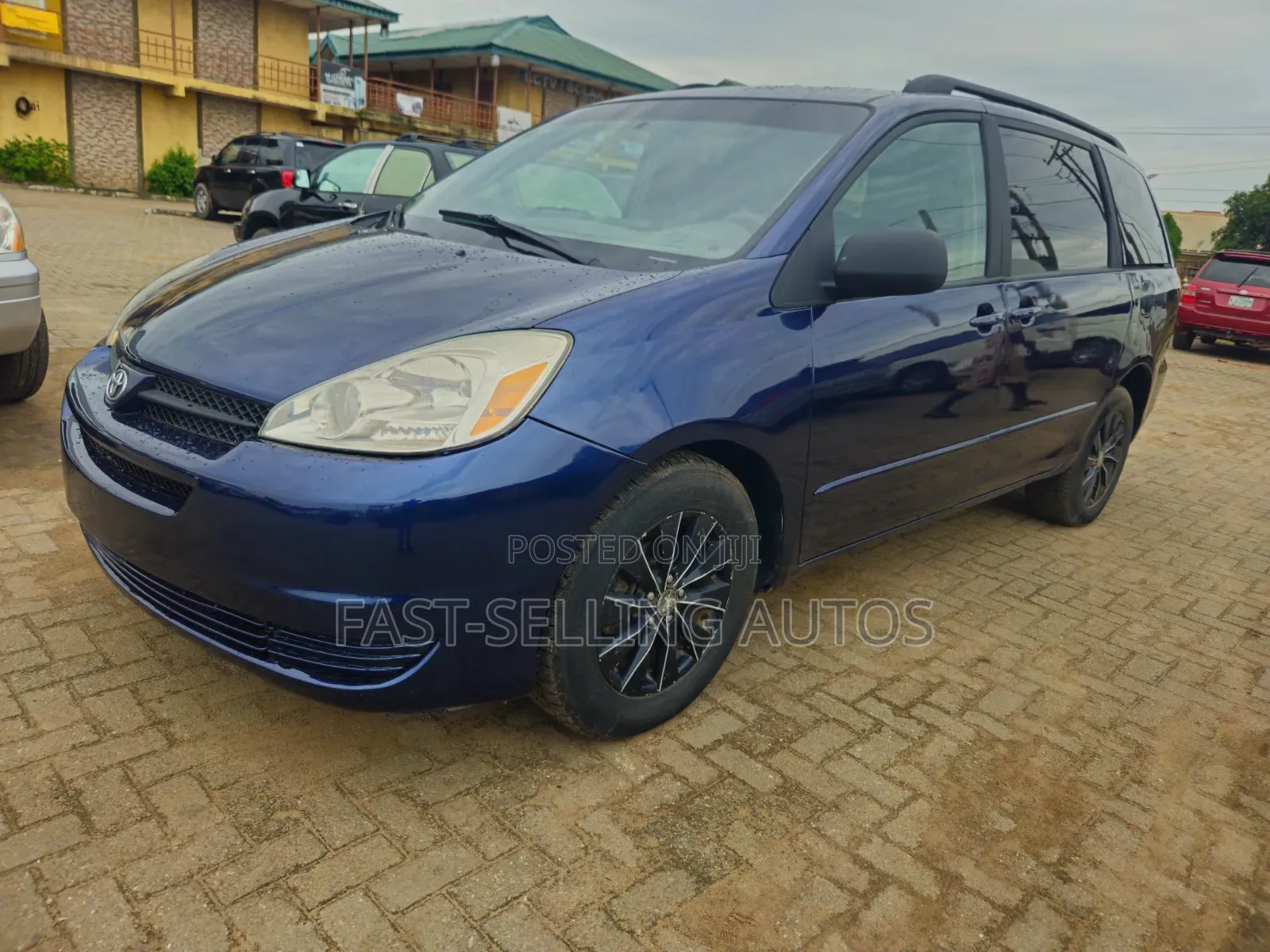 Toyota Sienna 2005 Blue