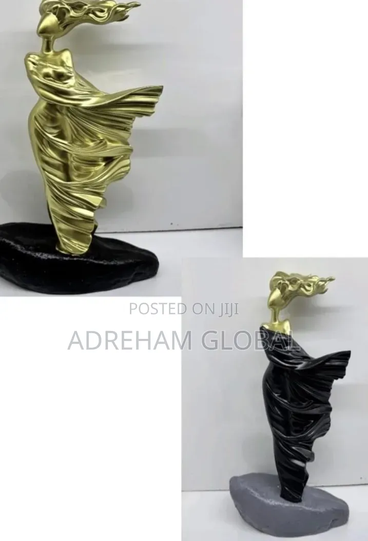 Standing Lady Ornament Home/Office Decor