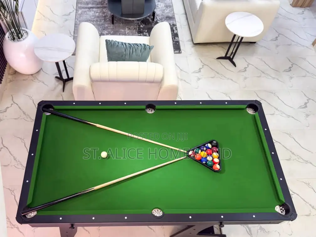 24orty7 Apartment White Luxe 3 Bedroom Apartment With Swimming Pool