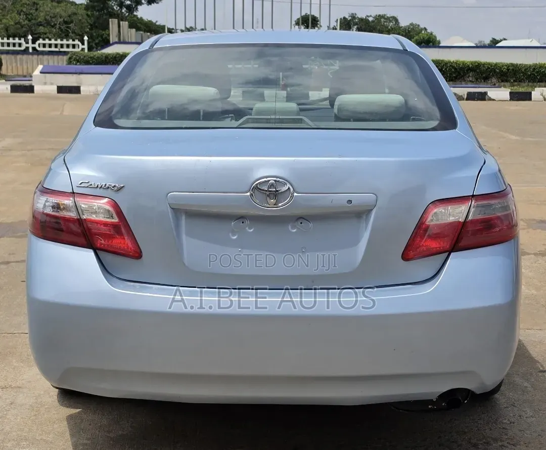 Toyota Camry LE 4dr Sedan (2.4L 4cyl 5A) 2008 Blue